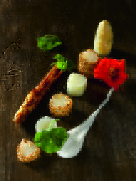 Asperges des sables des Landes au sésame cuites et yaourt mentholé