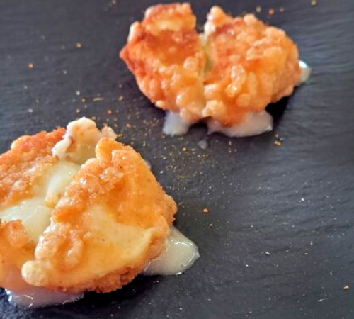 Cabécous du Périgord panés au riz soufflé