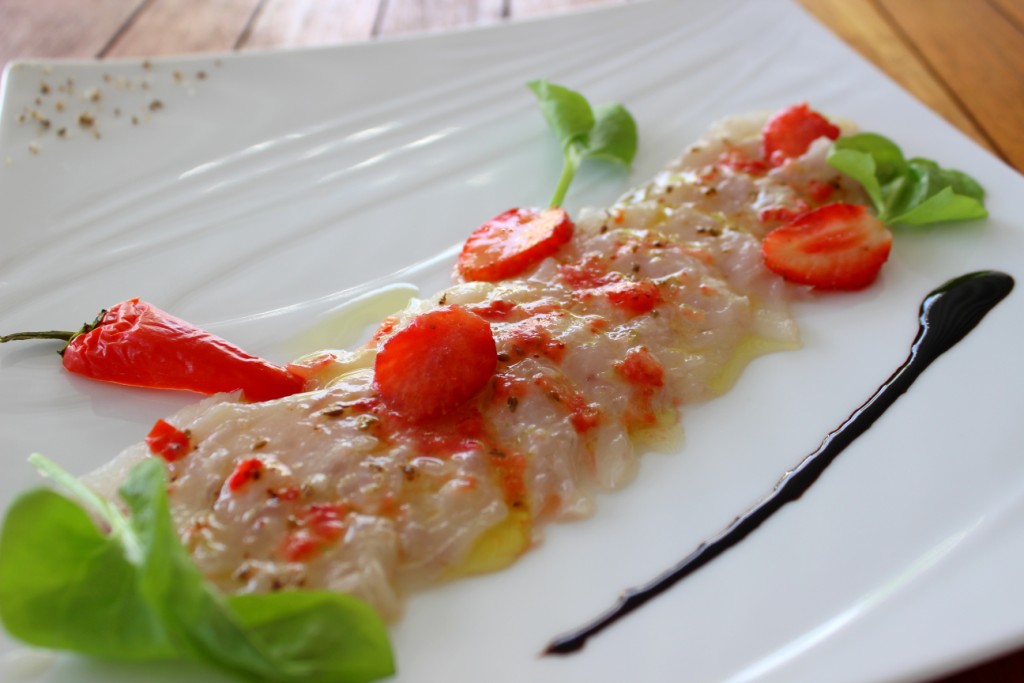 Carpaccio de maigre à la fraise Label Rouge