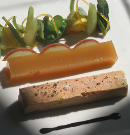 Foie gras du Sud-Ouest mi-cuit, gelée de pommes du Limousin