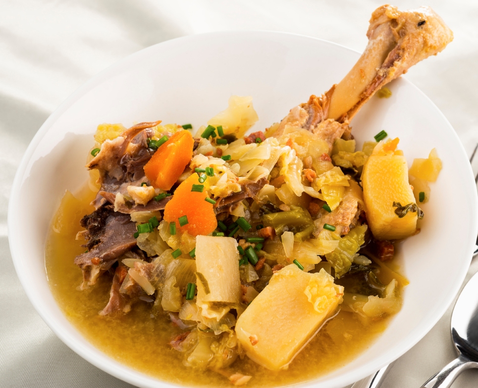 Garbure Bascobéarnaise à l’Ossau-Iraty