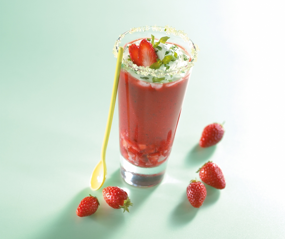Gaspacho de Fraises Label Rouge et sa chantilly basilic