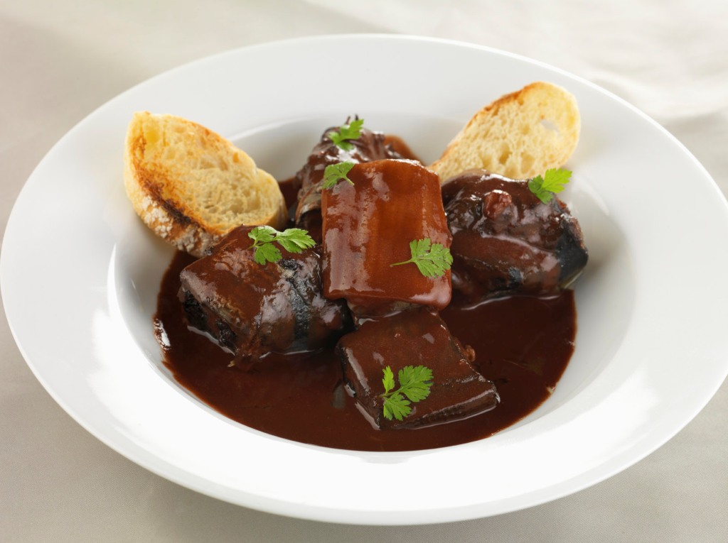 Lamproie à la bordelaise