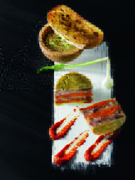 Queue de boeuf de Chalosse pressée condiment perle du Japon, câpres, moutarde à l’ancienne et tomates confites