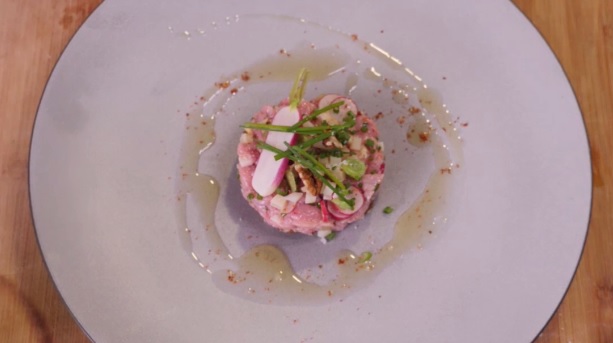Tartare de veau du Limousin à l’Ossau-Iraty et au Piment d’Espelette