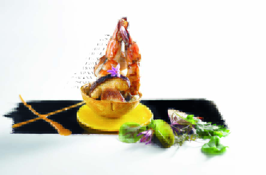 Tarte fine aux gambas du Médoc et cèpes, butternut confite aux agrumes