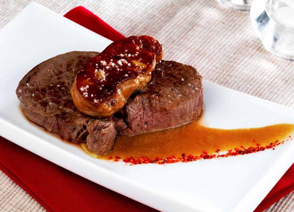 Tournedos de boeuf blond d’Aquitaine au foie gras du Sud-Ouest