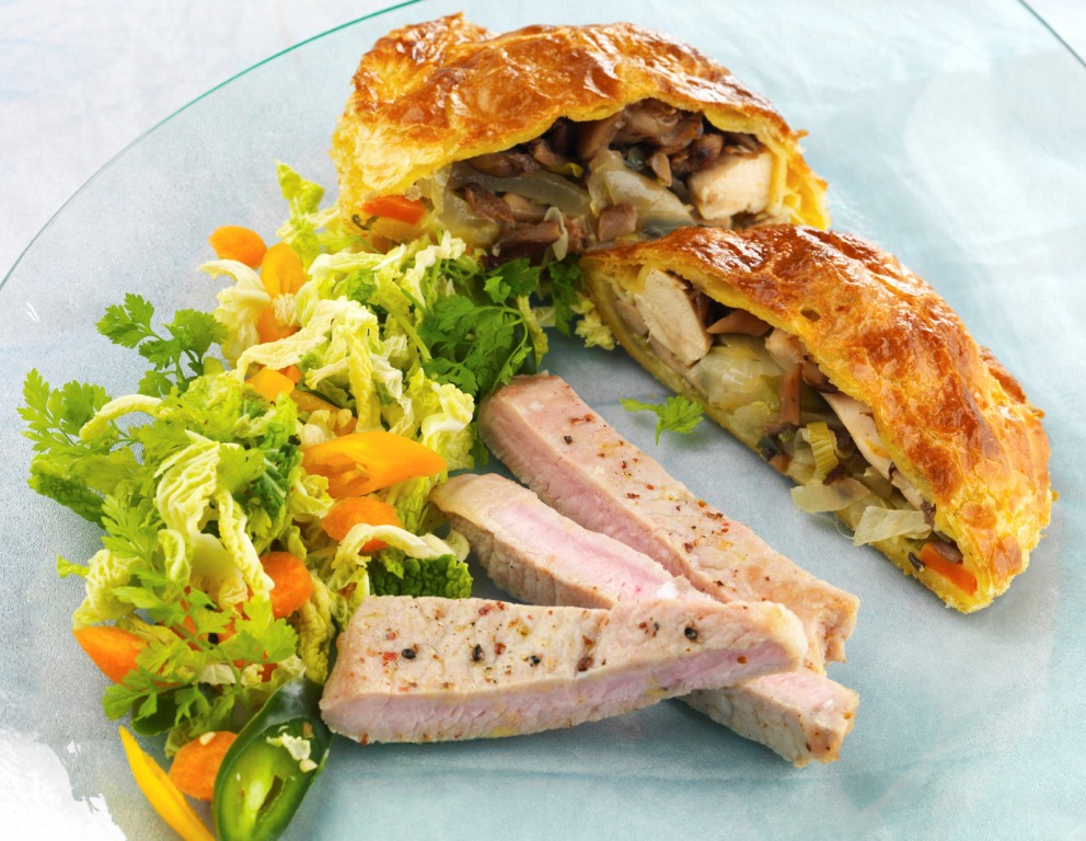 Tourte au veau sous la mère et aux légumes