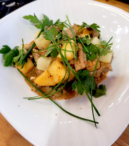 Veau du Limousin aux Pommes du Limousin et Echalions du Poitou